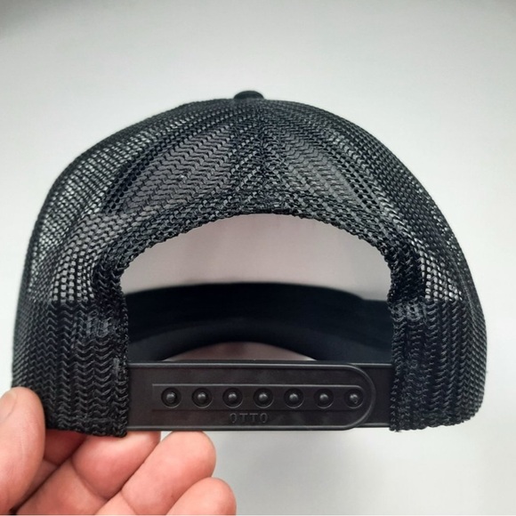 Colt Embroidered Patch Low Profile Mesh Snapback Cap Hat Black Curved Bill - Picture 4 of 4